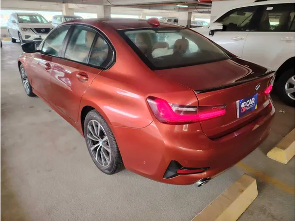 Car image 7