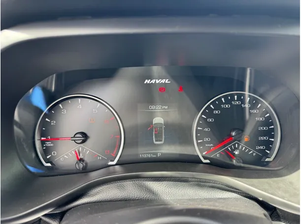 Car image 9