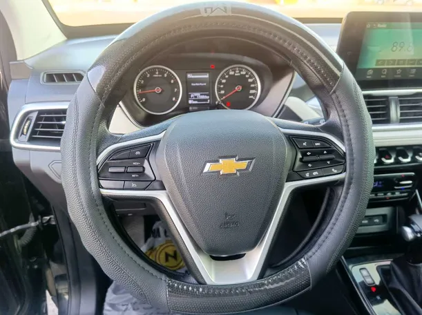 Car image 27