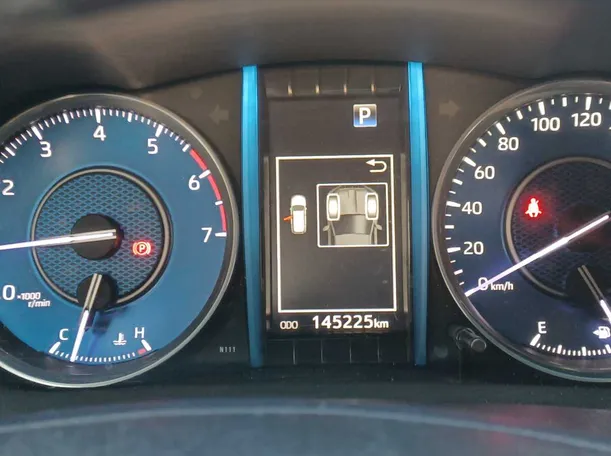 Car image 18