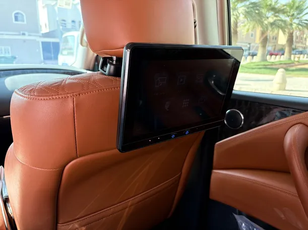 Car image 33
