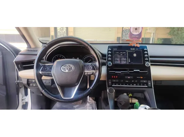 Car image 18