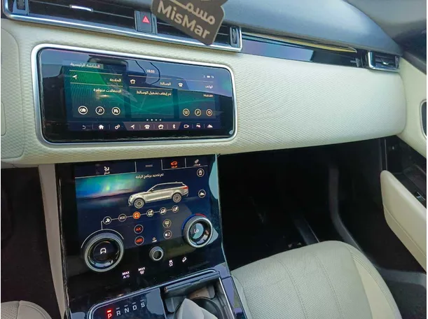 Car image 24