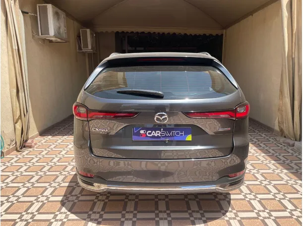 Car image 6