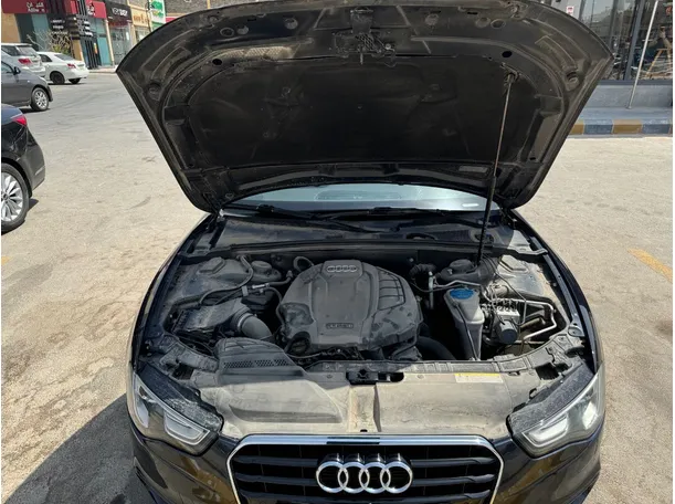 Car image 24
