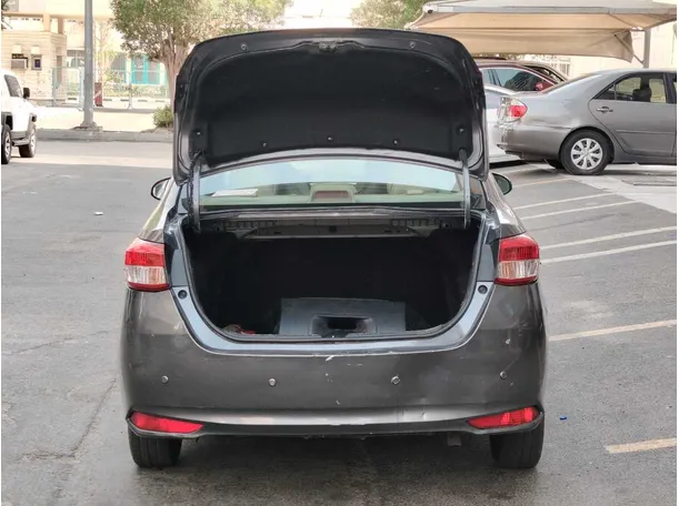Car image 22