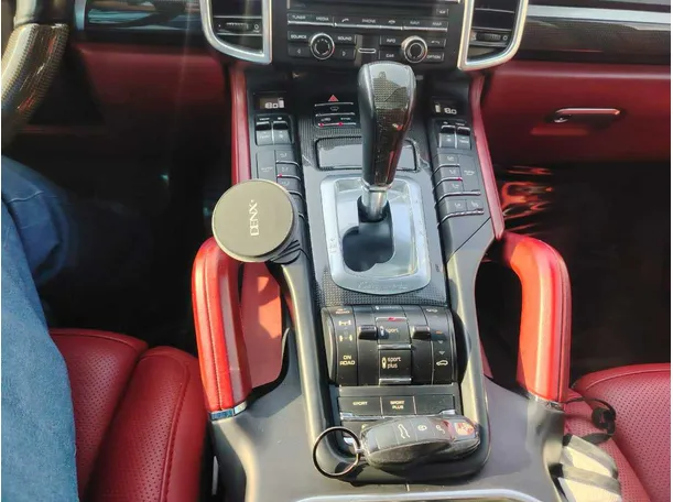 Car image 27