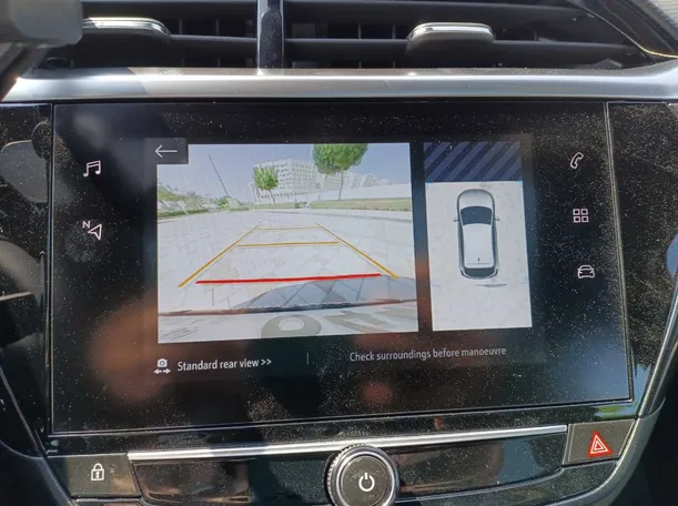 Car image 23