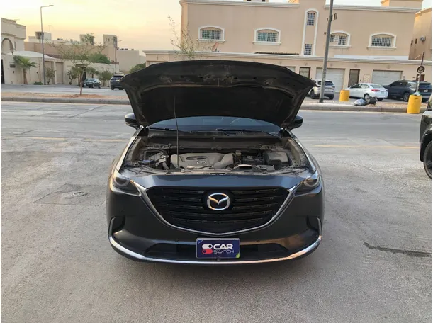 Car image 24