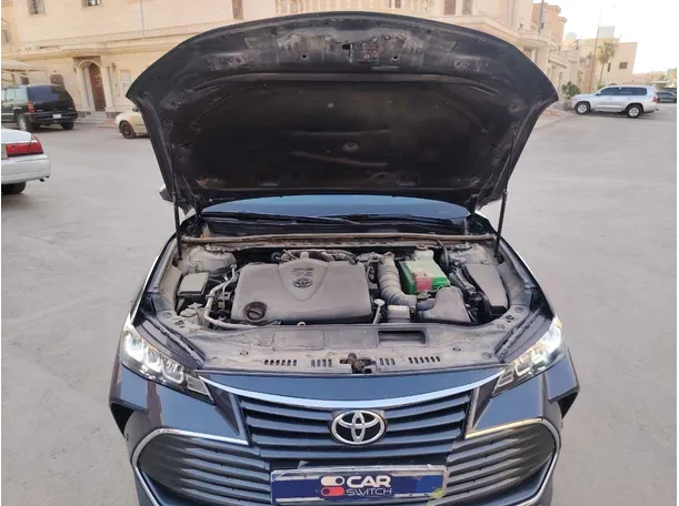 Car image 32