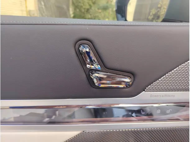 Car image 31
