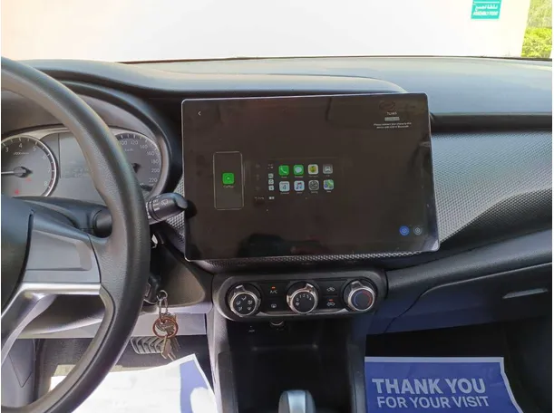 Car image 16