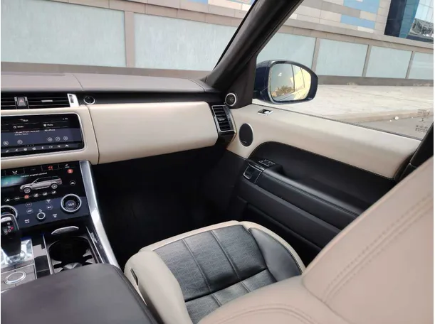 Car image 23