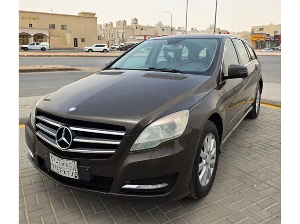 2012 Mercedes R300 in KSA
