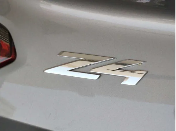 Car image 29