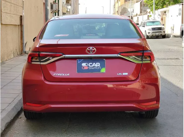Car image 6