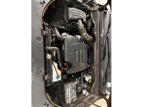 Car image 28