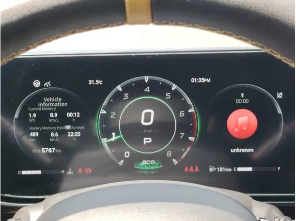 Car image 22