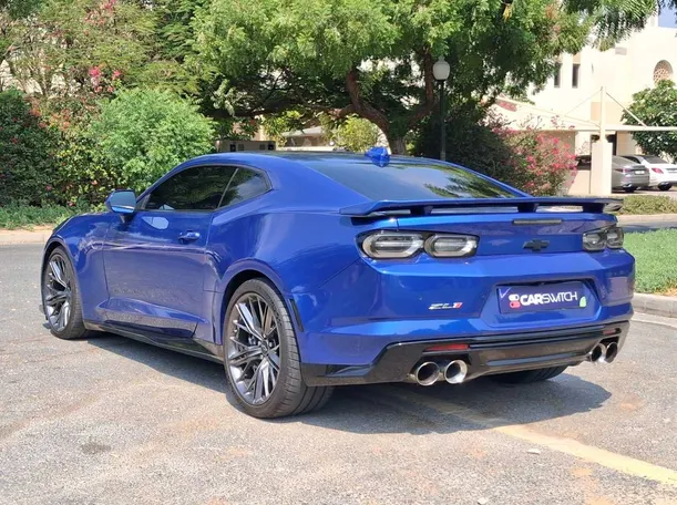 Car image 7