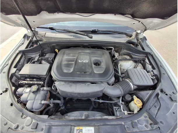 Car image 20
