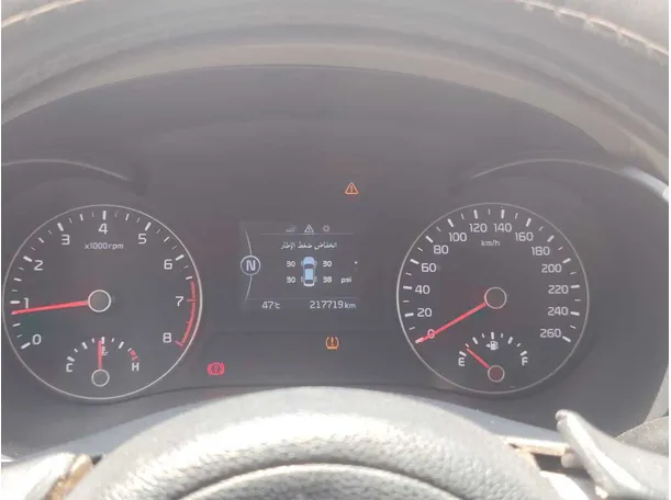 Car image 23