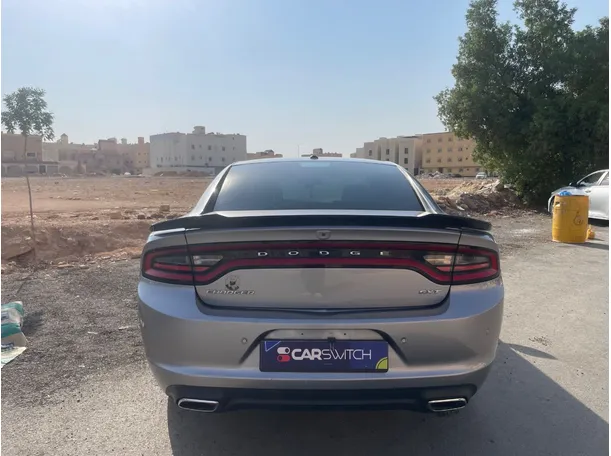 Car image 6