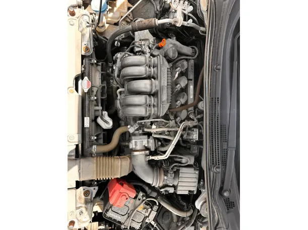Car image 26