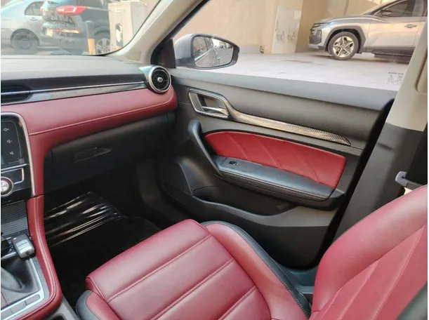 Car image 21