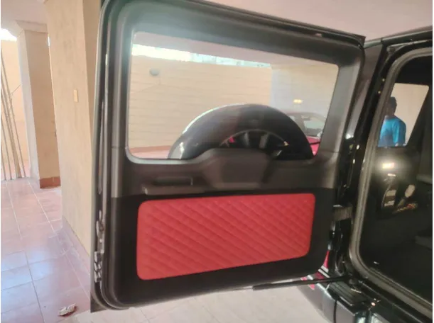 Car image 43