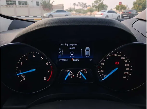Car image 18