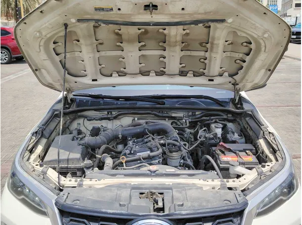 Car image 29