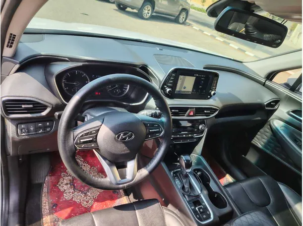 Car image 13