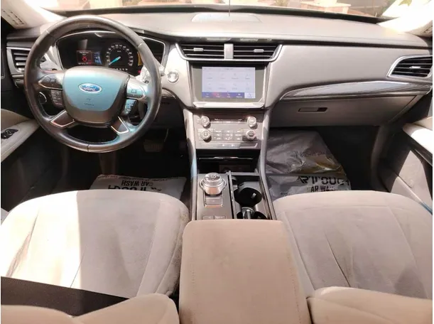 Car image 22