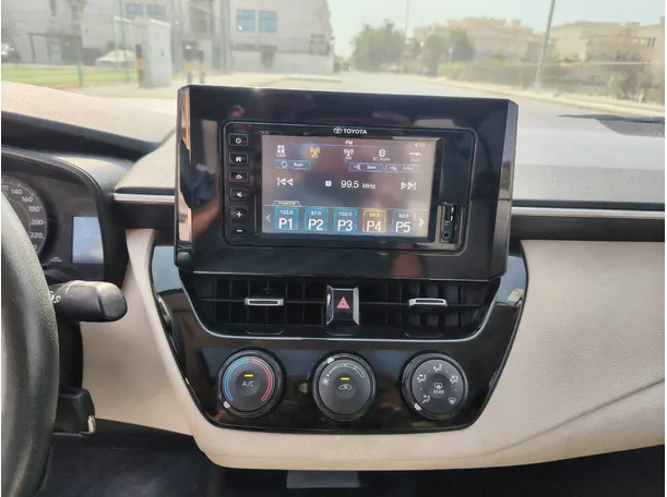 Car image 26