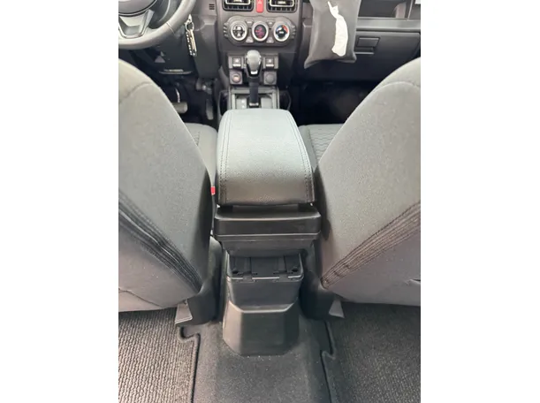Car image 22