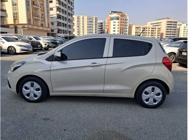 Car image 8