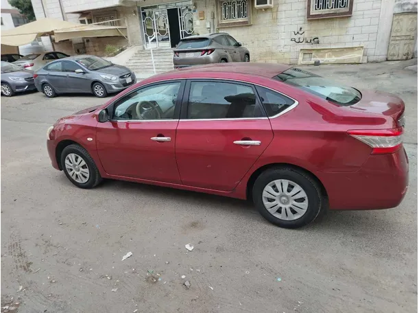 Car image 8