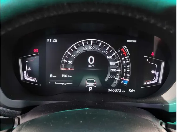 Car image 26