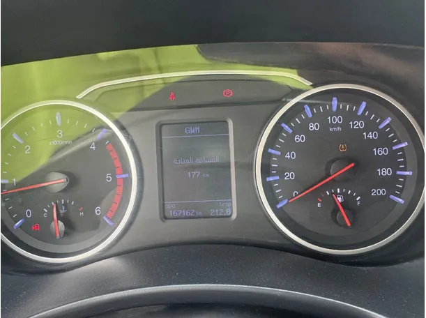 Car image 18