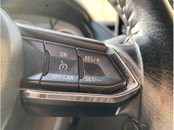 Car image 28