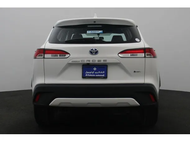 Car image 12