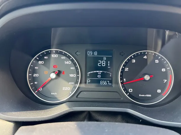 Car image 21