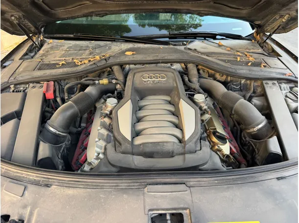 Car image 27