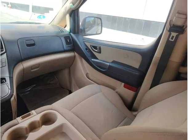 Car image 33