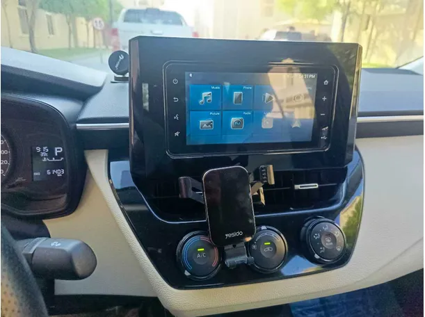 Car image 22