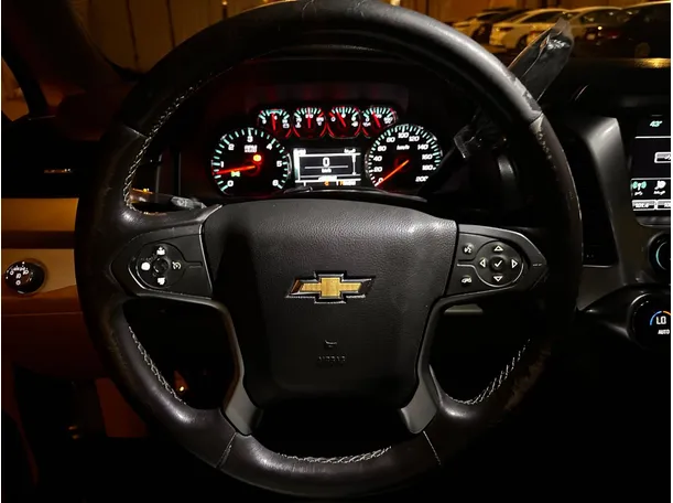 Car image 18