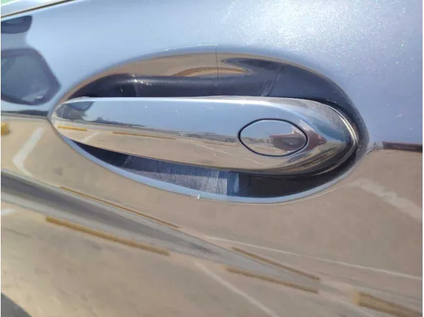 Car image 29