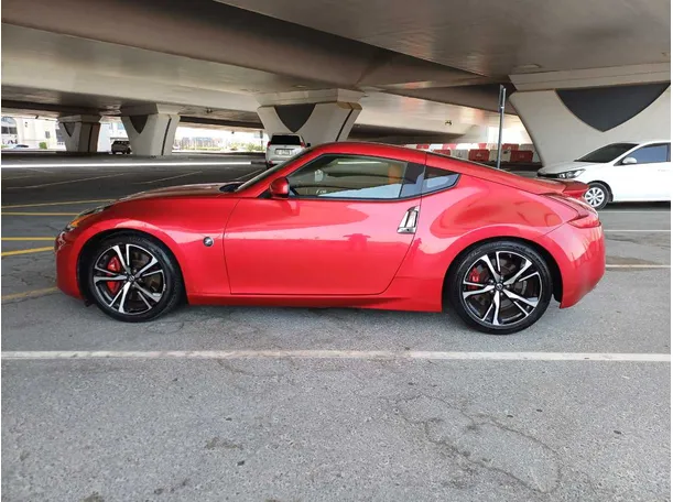 Car image 4
