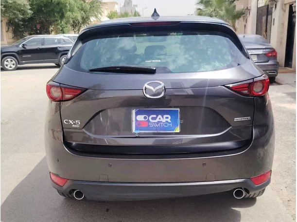 Car image 6