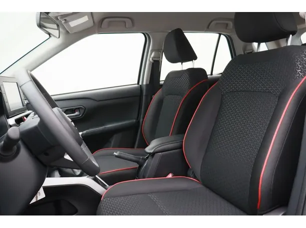 Car image 8